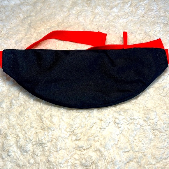 🔥Nike Fanny pack🔥 - Picture 3 of 3